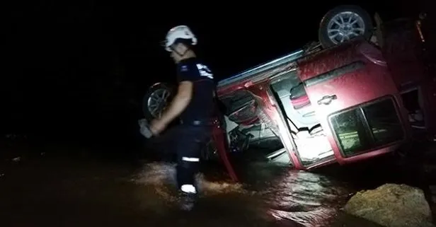 Antalya Alanya’da korkunç kaza: Köprüden çaya devrilen aracın sürücüsü öldü