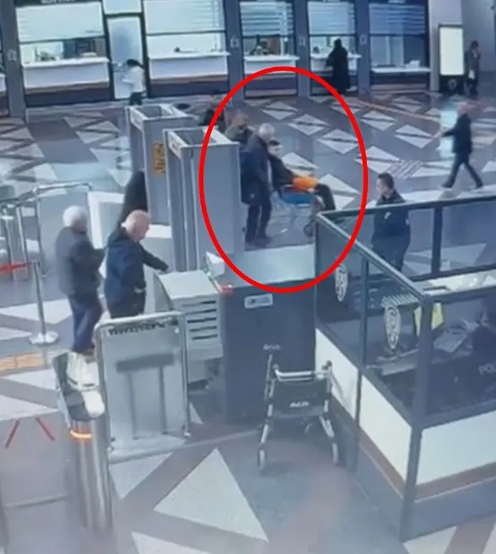 Bursa Adliyesi’ndeki dehşetin görüntüleri çıktı: Silahı tekerlekli sandalye ile sokmuş-6