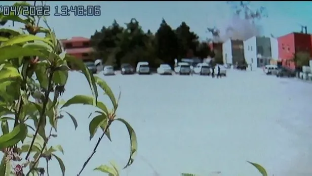 Tuzla'daki yangından yeni görüntü! İkinci patlama sonrası korku dolu anlar kamerada: Böyle kaçtılar-4