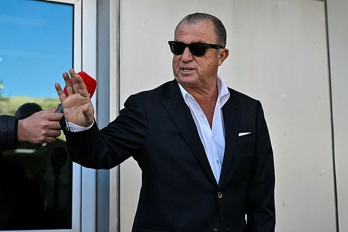 Fatih Terim'i bekleyen 17 zorlu gün! Havalimanında ilk açıklamasını yaptı: Kimse merak etmesin gerekeni yapacağım-2