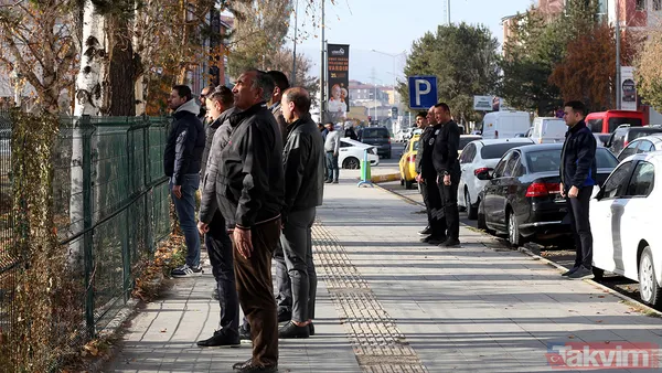 Saat 09.05'te hayat durdu! 81 ilde Atatürk'e saygı duruşu... - 1