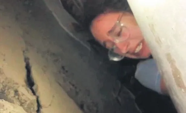 Acının merkez üssü! İzmir'deki Emrah Apartmanı 12 masuma mezar oldu...-16