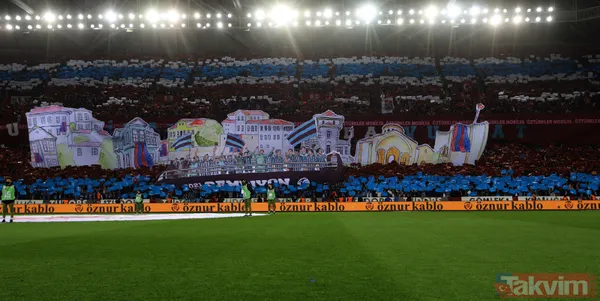 Trabzonspor - Beşiktaş derbisinde muhteşem koreografi! Büyük beğeni topladı... - 13