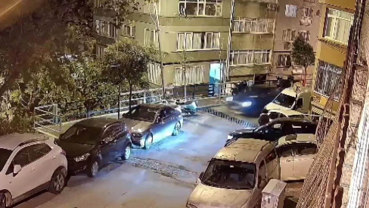 1790817602724.jpeg O anlar saniye saniye kameraya yansıdı (Fotoğraflar: Takvim Foto Arşivi ve DHA)