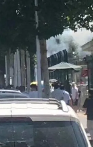 ABD'nin Pekin Büyükelçiliği önünde patlama