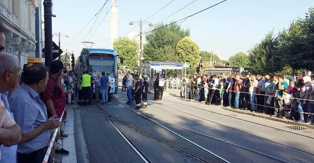 Sultanahmet’te tramvay raydan çıktı
