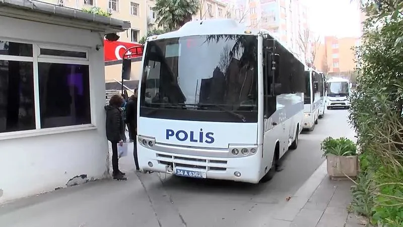 Aziz Yeniay'a silahlı saldırı davasında ilk duruşma (DHA)