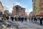 Malatya'da 6 katlı bina çöktü!