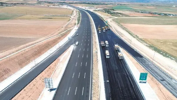 Dünya salgınla boğuşurken Türkiye sağlıkta devrim yaptı! Şehir Hastaneleri, Coronavirüs ile mücadelede kritik rol oynadı-13