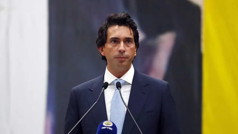 fenerbahce-genel-sekreteri-burak-caglan-kizilhan-konusuyor-canli-1723998049874.jpeg Burak Çağlan Kızılhan