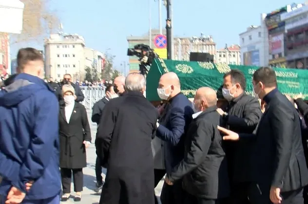 Süleyman Soylu’nun annesi Servet Soylu son yolculuğuna uğurlandı