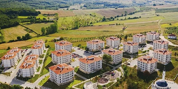 baskan-erdogan-acikladi-150-bin-konut-projesi-ne-zaman-yapilacak-81-ilde-kira-oder-gibi-ev-sahibi-olunacak-1659375312882.jpg 81 ilde kira öder gibi ev sahibi olma fırsatı! Başkan Erdoğan açıkladı! 150 bin konut projesi başvuru şartları neler?-4