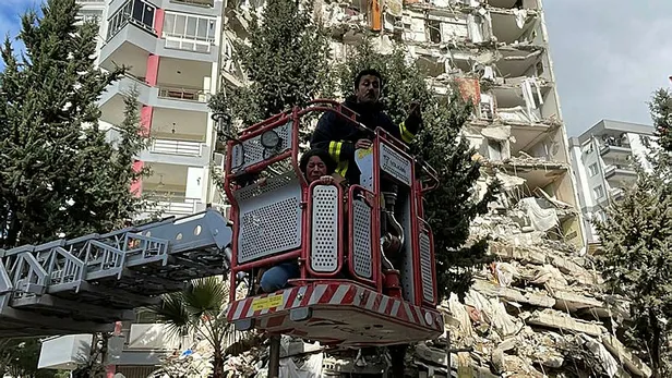 osmaniye-deprem-son-dakika-gelismeler-osmaniyede-son-durum-ne-olu-ve-yarali-sayisi-kac-kac-bina-yikildi-1675684456373.jpg Deprem sonrası Osmaniye'de son durum! Osmaniye ölü ve yaralı sayısı kaç, kaç bina yıkıldı?-6