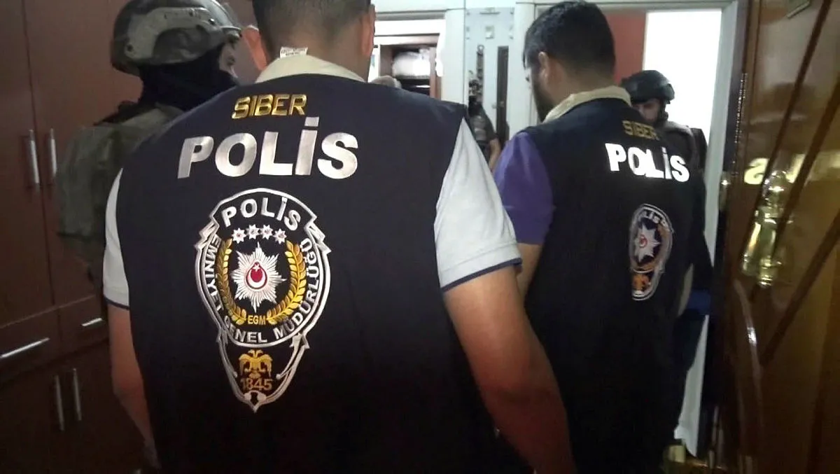 İzmir'deki rezilliğe gözaltı - 1