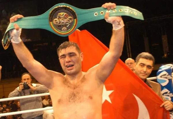 sinan-samil-sam-kimdir-sinan-samil-sam-heykeli-nerede-yapildi-1623678705594.jpg Sinan Şamil Sam kimdir? Sinan Şamil Sam heykeli nerede yapıldı?-3