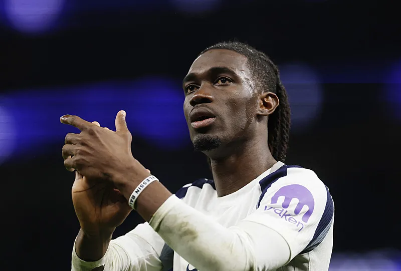 Galatasaray'da orta saha transferi bitiyor! Devler Ligi için 3. futbolcu bulundu - 25