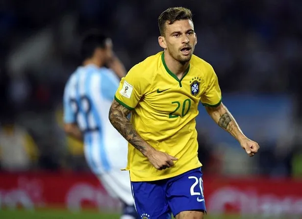 Fenerbahçe Lucas Lima'nın peşinde-1