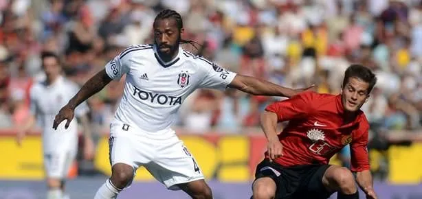 Fernandes tepki gösterdi