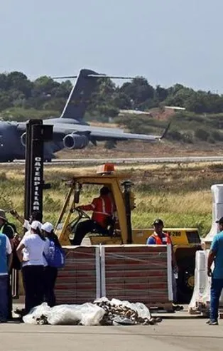 ABD'nin 'yardım uçakları' Venezuela sınırında