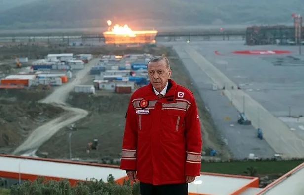 karadeniz-gazi-meral-aksenerde-hazimsizlik-yapti-insallah-putinin-kiyagi-degildir-1682104701183.jpeg Karadeniz gazı Meral Akşener'de hazımsızlık yaptı: İnşallah Putin'in kıyağı değildir-2