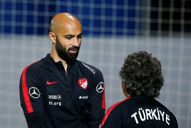 ozel-haber-fenerbahcede-berke-ozer-bilmecesi-sinan-bolat-icin-dugmeye-basildi-1643572755182.jpeg Özel Haber... Fenerbahçe'de Berke Özer bilmecesi! Sinan Bolat için düğmeye basıldı-3