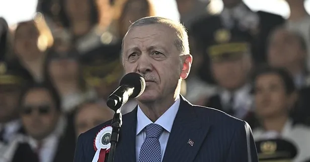 Başkan Recep Tayyip Erdoğan'dan Polis Akademisi Mezuniyet Töreni'nde önemli açıklamalar