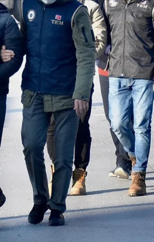 FETÖ'nün 'Mahrem Hizmetler'ine darbe! 6 ilde düğmeye basıldı