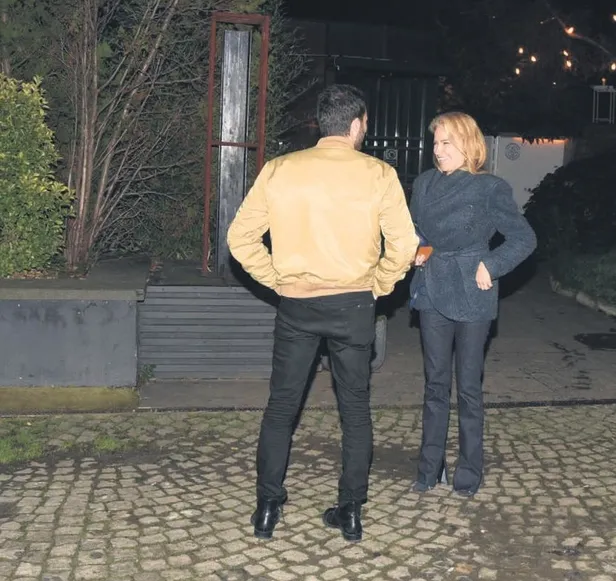 Burcu Esmersoy, aşk hayatındaki sessizliğini bozdu! Gizemli aşkıyla mutluluk şovu yaptı-3