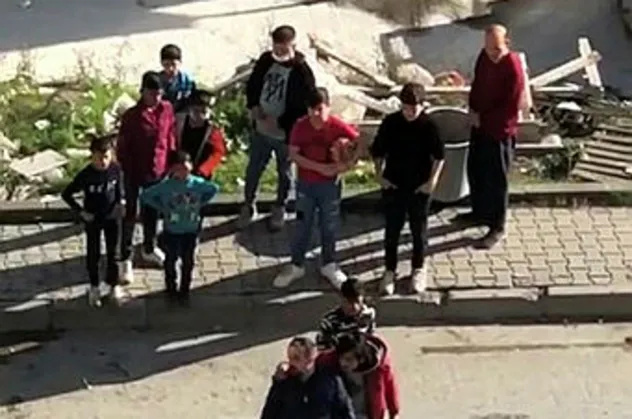 İstanbul'da bir garip olay! Yumruk yumruğa kavga sonrası...