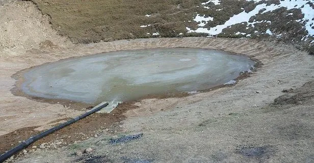 Define uğruna yok edilen Dipsiz Göl şimdi de buz tuttu