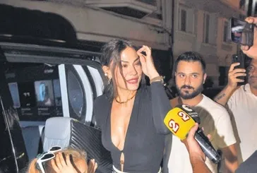 Demet Özdemir tatilini İstanbul'da yapıyor