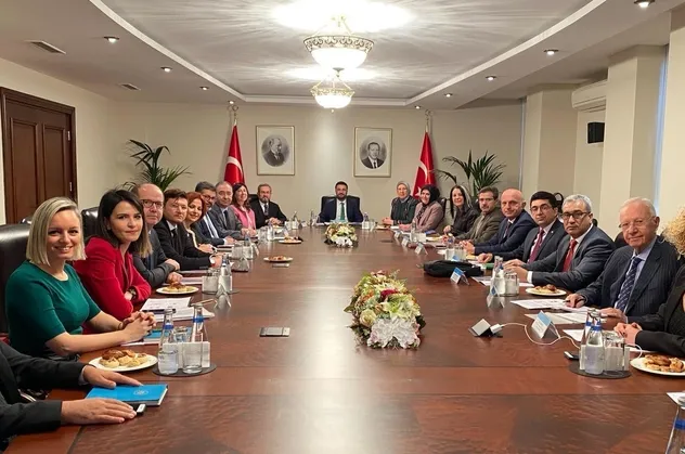 Cumhurbaşkanlığı trans yağı gündemine aldı