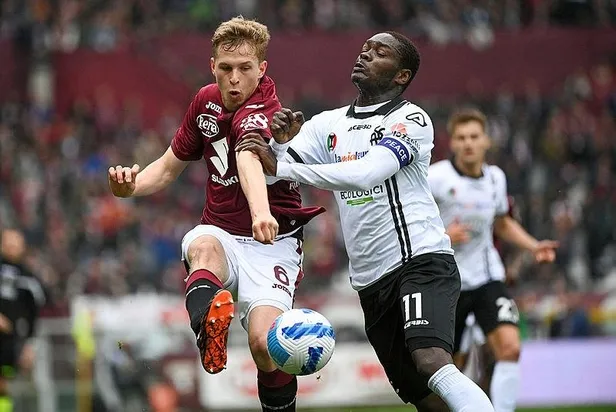 Fener'de Zima sesleri: Stoper transferi için düğmeye basan Sarı-Lacivertliler rotayı Çizme'ye çevirdi-4