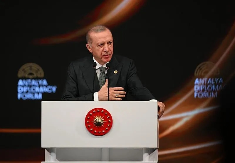 Başkan Recep Tayyip Erdoğan, 4. Antalya Diplomasi Forumu'nun (ADF2025) resmi açılış törenine katıldı. (AA)