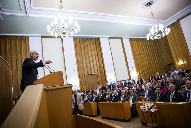 Kılıçdaroğlu, Trump'ın Erdoğan'a gönderdiği küstah mektubu okudu CHP'liler alkışladı-1