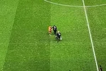 Galatasaray kırmızı kart bekledi! Okan Buruk ve Kerem Aktürkoğlu hakeme böyle itiraz etti. İşte o anlar...