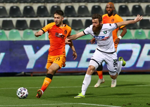 1628410997376.jpg Galatasaray'da forvete ilk aday Halil Dervişoğlu-2
