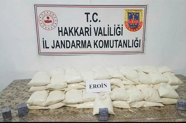 Son dakika: Terörün finans kaynağına darbe! "Yıldırım-2 Cilo Operasyonu"nda 80 kilo 630 gram eroin ele geçirildi