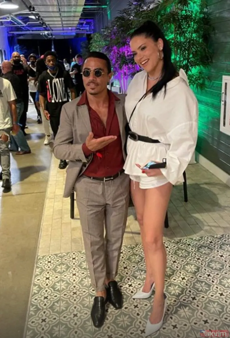 Adriana Lima'dan olay yaratan Nusret Gökçe paylaşımı! Sosyal medya fotoğraftaki o detayı konuşuyor...