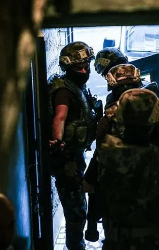 İstanbul'da helikopter destekli PKK operasyonu: 12 gözaltı