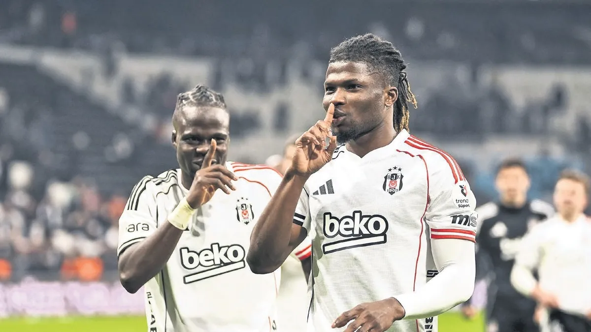 Beşiktaş, El Bilal Toure için Atalanta ile pazarlık sürdürüyor