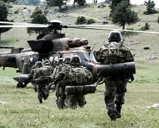 Hainlere darbe üstüne darbe