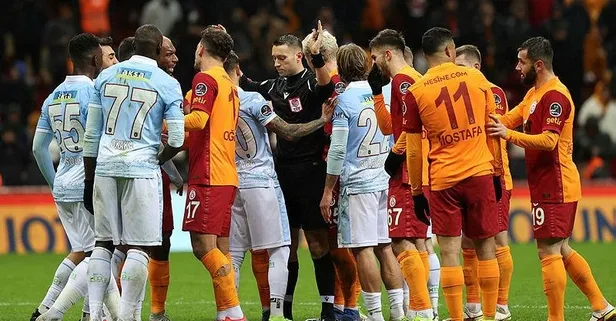 Galatasaray'ın galibiyet hasreti devam ediyor! Taraftar isyan bayrağını açtı