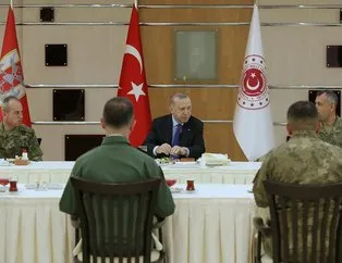 Başkan Erdoğan iftarını askerlerle açtı