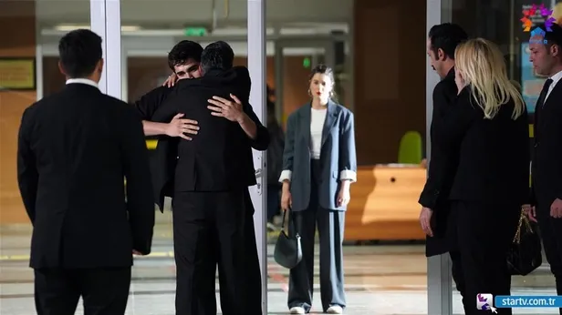 yali-capkini-yeni-bolum-ne-zaman-saat-kacta-yali-capkini-33-bolum-fragmani-izle-seyirciye-2-surpriz-birden-1684331001179.jpg Yalı Çapkını 33. bölüm FRAGMANI İZLE! Silah sesi her şeyi anlatıyor! YALI ÇAPKINI YENİ BÖLÜM NE ZAMAN, SAAT KAÇTA?-3