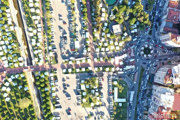 Devlet, milletini yalnız bırakmadı! İzmir'de depremin yaraları sarılıyor - 2