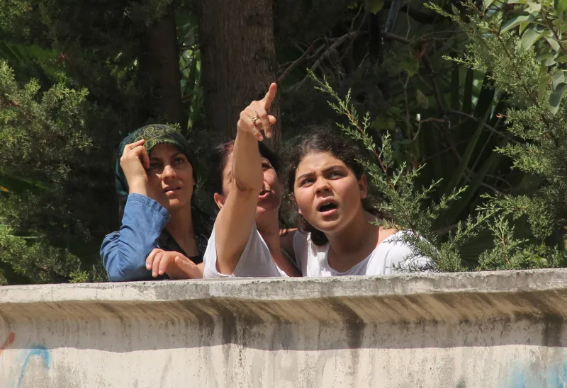 İntihar girişimini canlı yayınladılar - 15