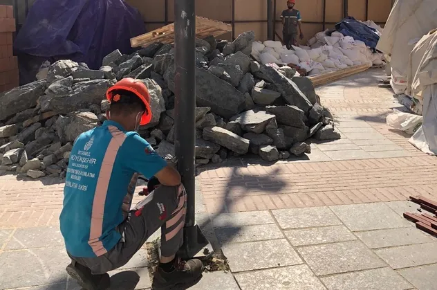 CHP'li İBB, Galata Kulesi'ndeki çalışmalara engel oluyor
