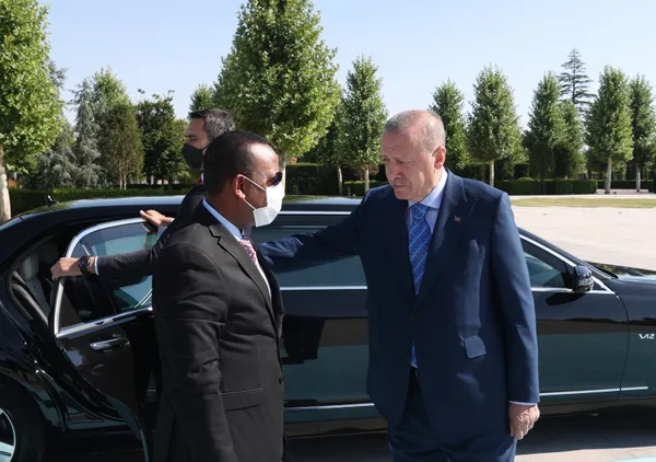 son-dakika-baskan-recep-tayyip-erdogan-ve-etiyopya-basbakani-abiy-ahmedden-ortak-aciklamalar-1629303543157.jpg SON DAKİKA: Başkan Recep Tayyip Erdoğan ve Etiyopya Başbakanı Abiy Ahmed'den ortak açıklamalar-6