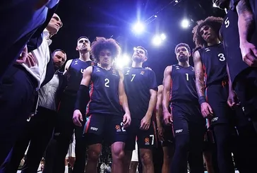 THY EuroLeague’de ilk yarının lideri Paris!